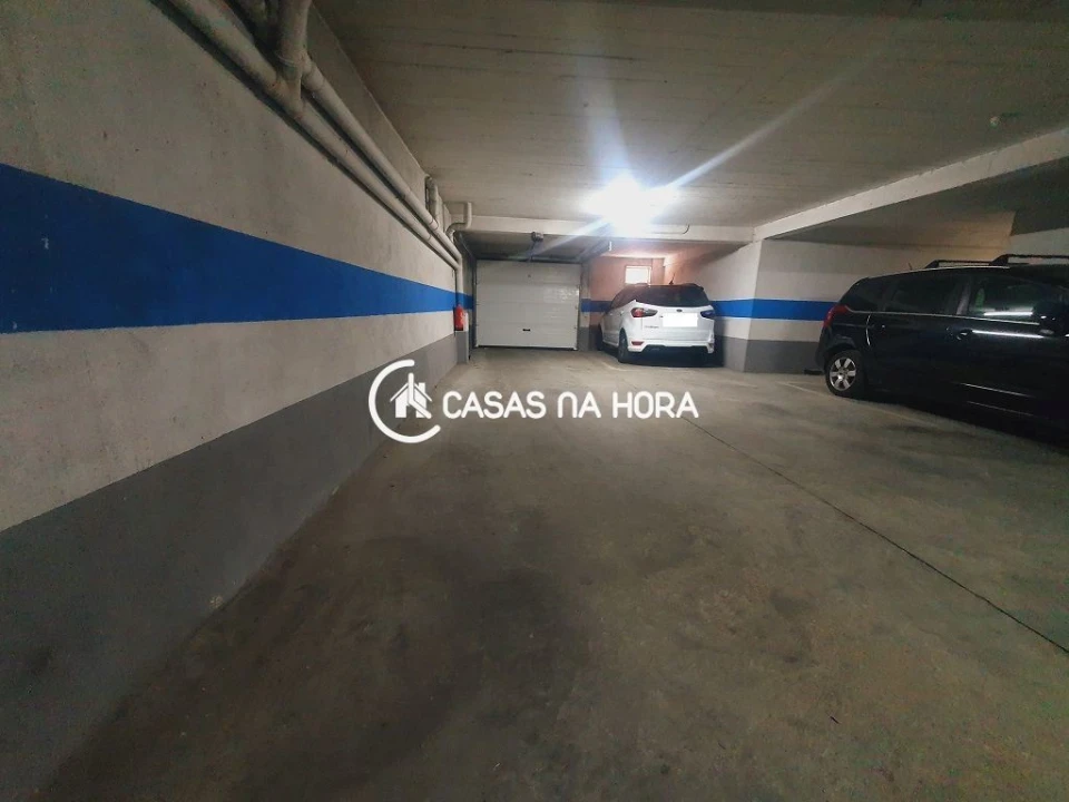Negócio para Arrendamento em Rio de Mouro Foto 9