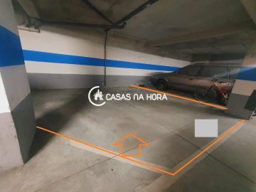 Negócio para Arrendamento em Rio de Mouro