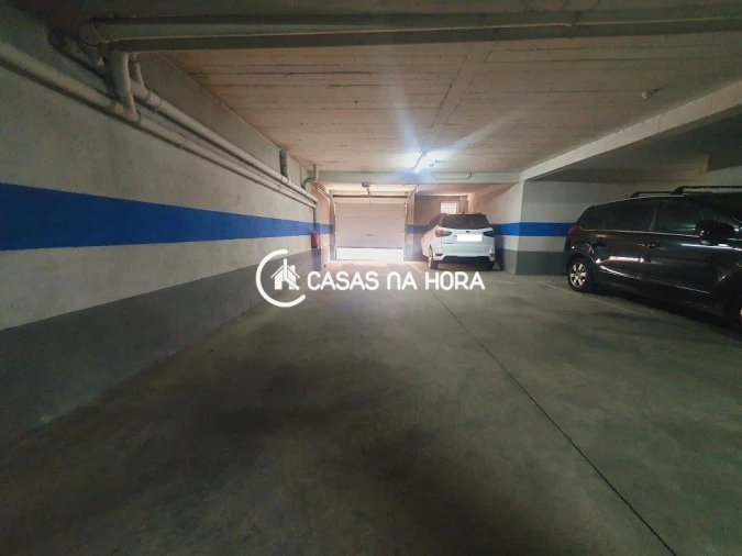 Negócio para Arrendamento em Rio de Mouro Foto 11