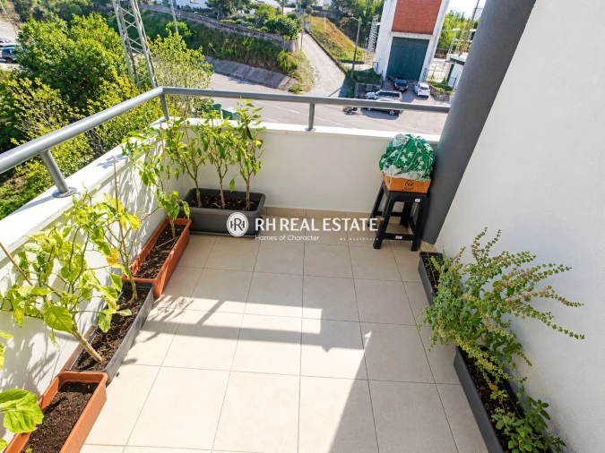 Apartamento T3 para Arrendamento em Tavarede Foto 9