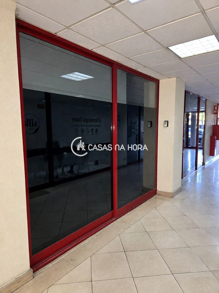 Loja para Venda em Matosinhos e Leça da Palmeira Foto 2
