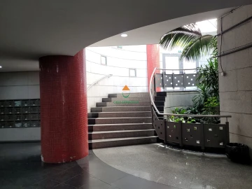 Loja para Venda em Gondomar (São Cosme), Valbom e Jovim