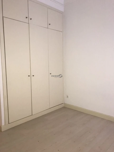 Apartamento T3 para Arrendamento em Estrela
