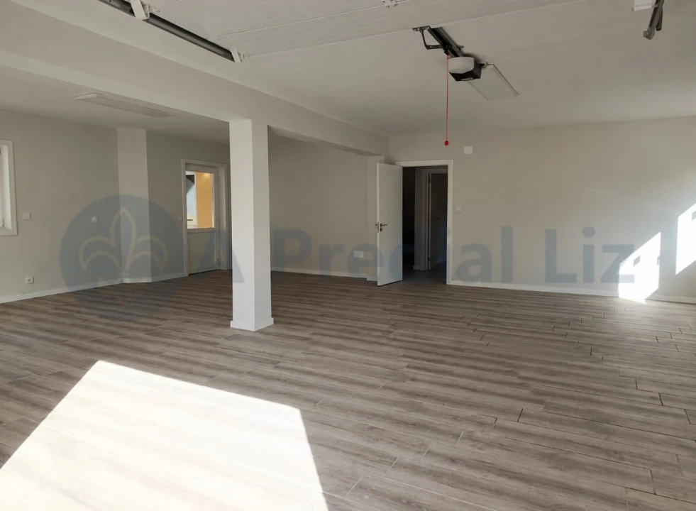 Apartamento T3 para Venda em Santa Maria de Lamas Foto 3
