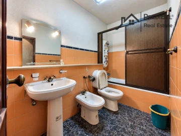 Apartamento T1 para Venda em Massamá e Monte Abraão