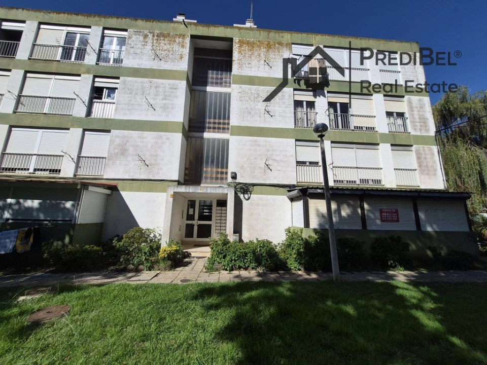 Apartamento T1 para Venda em Massamá e Monte Abraão Foto 11