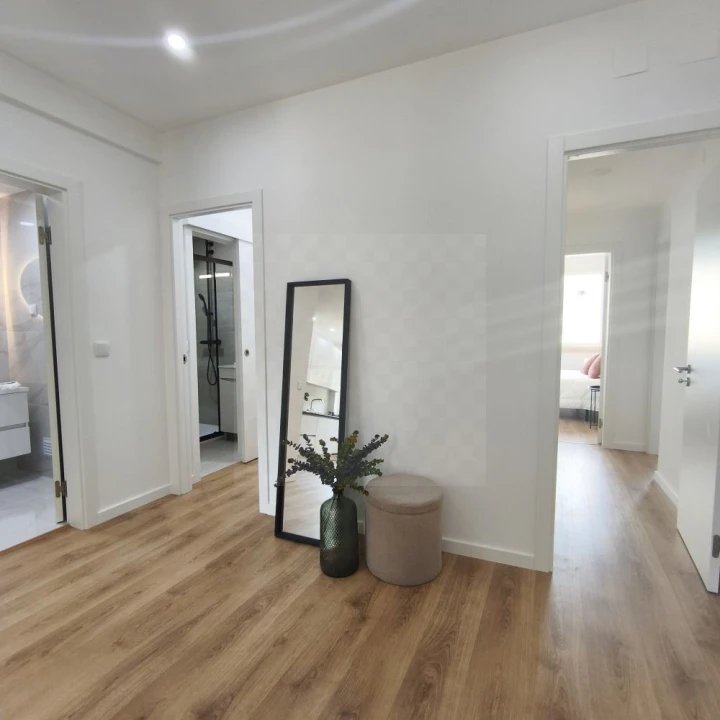 Apartamento T3 para Venda em Benfica Foto 1