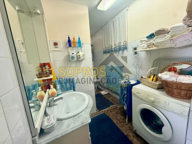 Moradia T1 para Venda em Porto Martins Foto 11