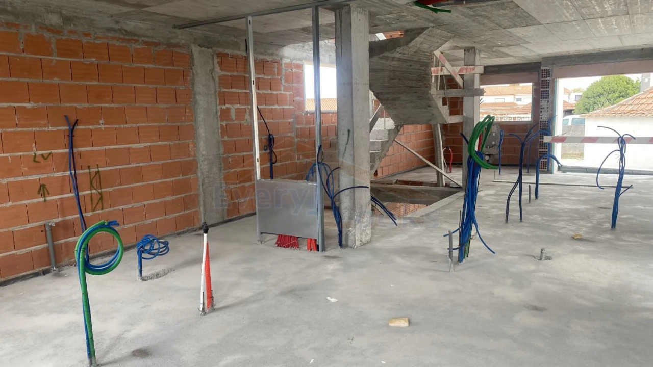Moradia T4 para Venda em Lourinhã e Atalaia Foto 9