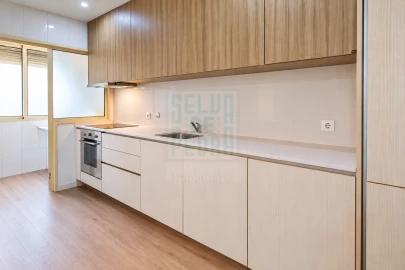 Apartamento T2 para Venda em Paranhos
