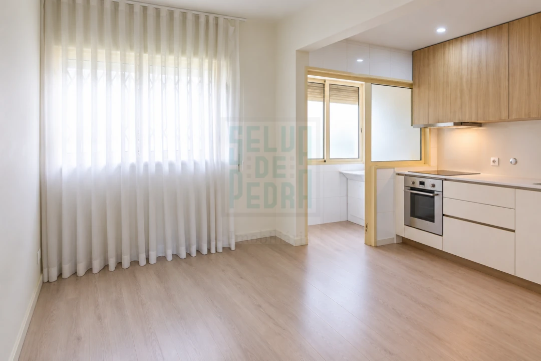 Apartamento T2 para Venda em Paranhos Foto 6