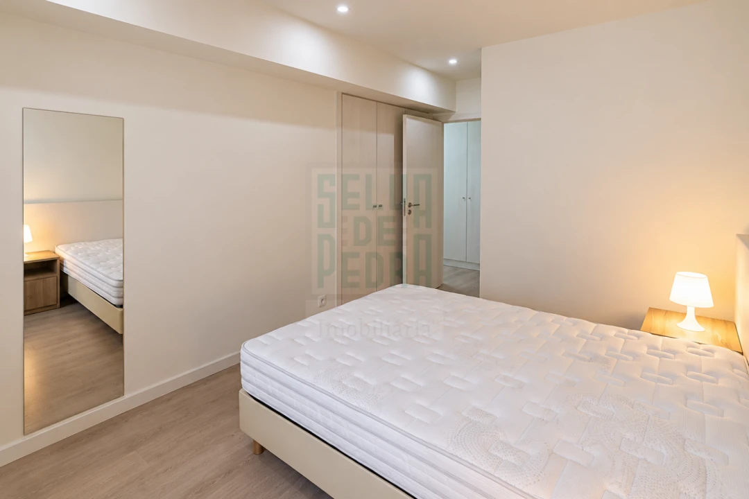 Apartamento T2 para Venda em Paranhos Foto 14