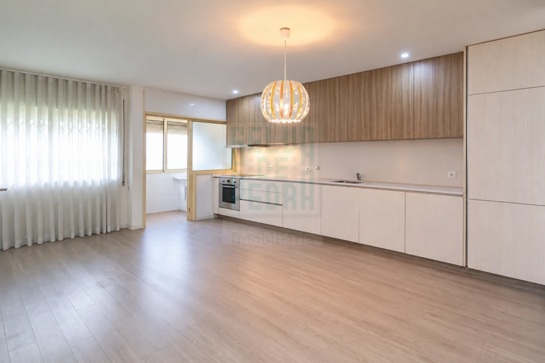 Apartamento T2 para Venda em Paranhos Foto 2