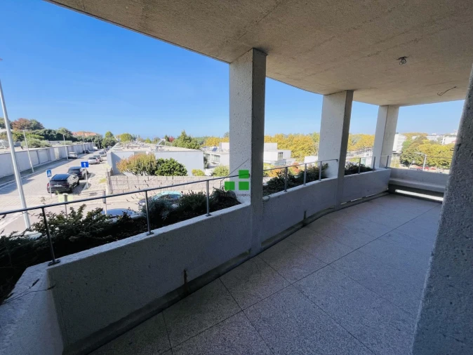 Apartamento T3 para Venda em Aldoar, Foz do Douro e Nevogilde Foto 2