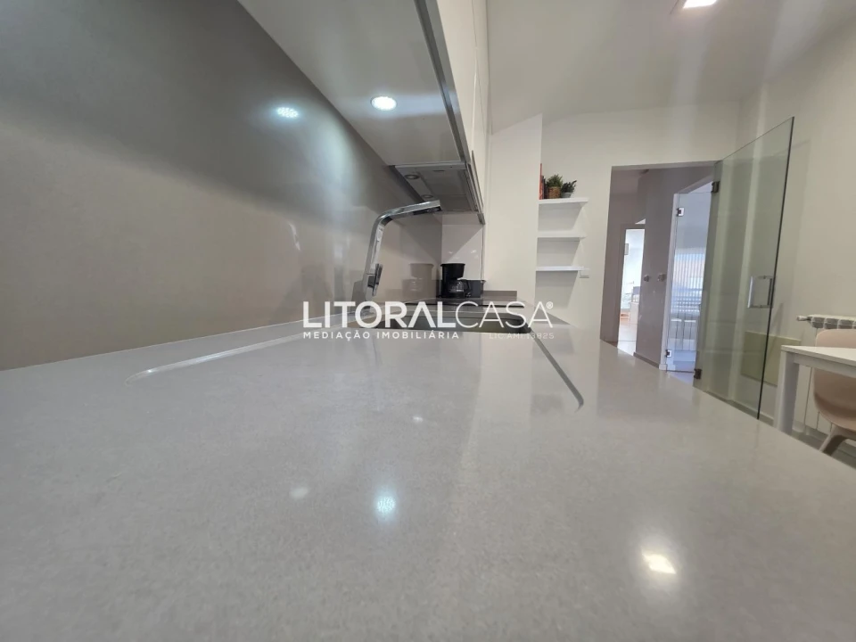 Apartamento T2 para Arrendamento em Gafanha da Encarnação Foto 8