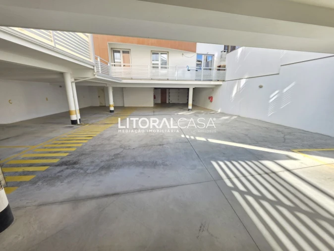 Apartamento T2 para Arrendamento em Gafanha da Encarnação Foto 32