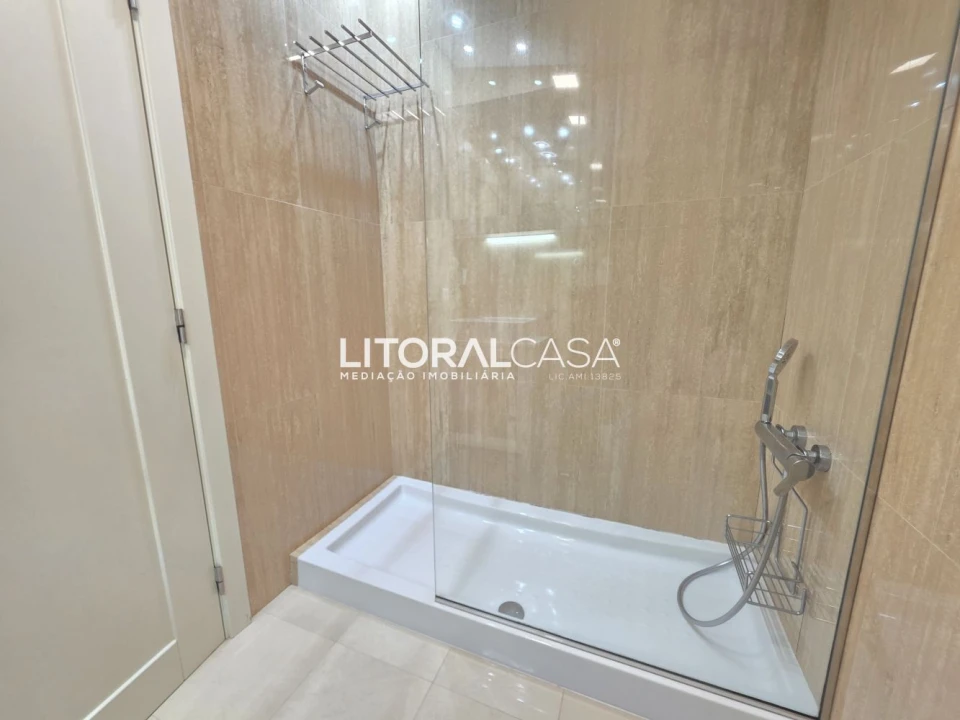 Apartamento T2 para Arrendamento em Gafanha da Encarnação Foto 20