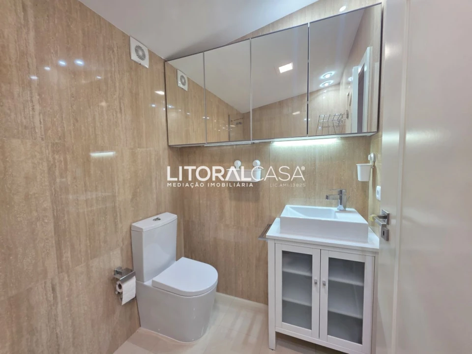 Apartamento T2 para Arrendamento em Gafanha da Encarnação Foto 19