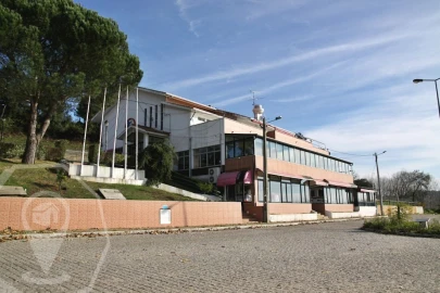 Loja para Venda em Travassô e Óis da Ribeira
