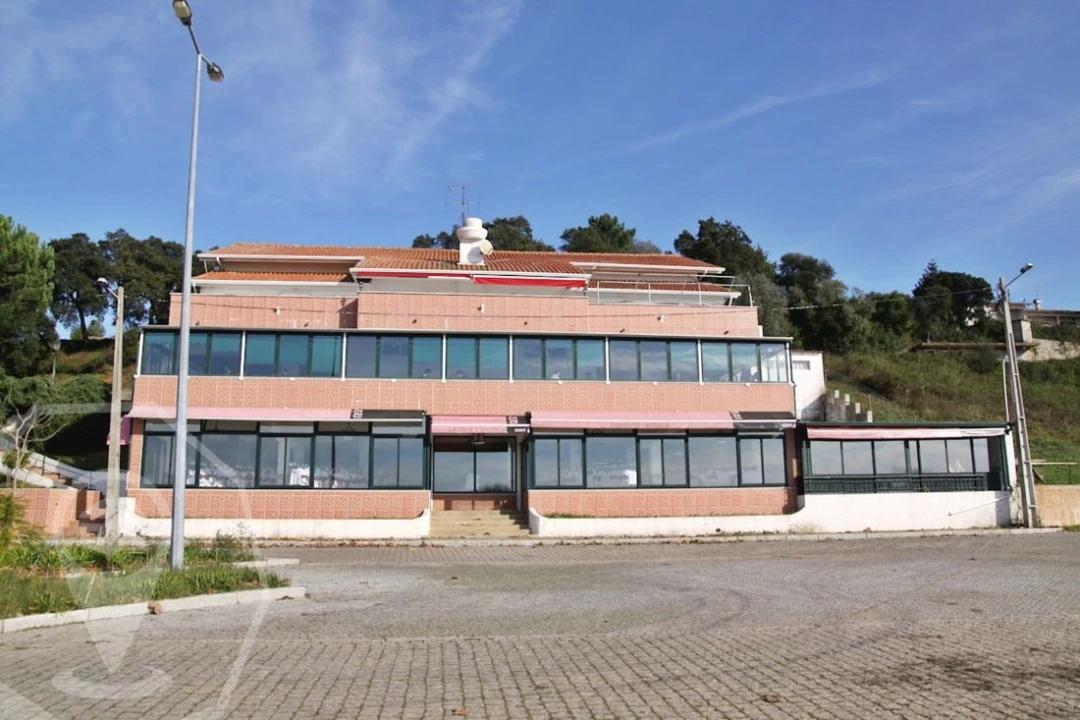 Loja para Venda em Travassô e Óis da Ribeira Foto 9