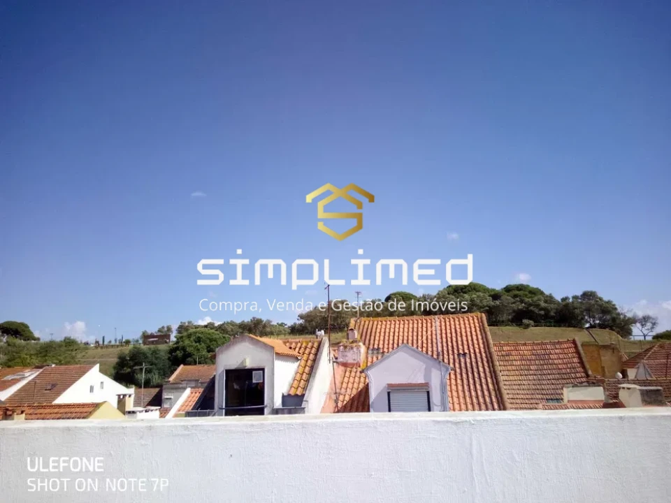 Apartamento T2 para Arrendamento em Seixal, Arrentela e Aldeia de Paio Pires Foto 1