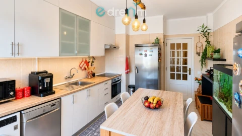 Apartamento T2 para Venda em Setubal (São Sebastião)