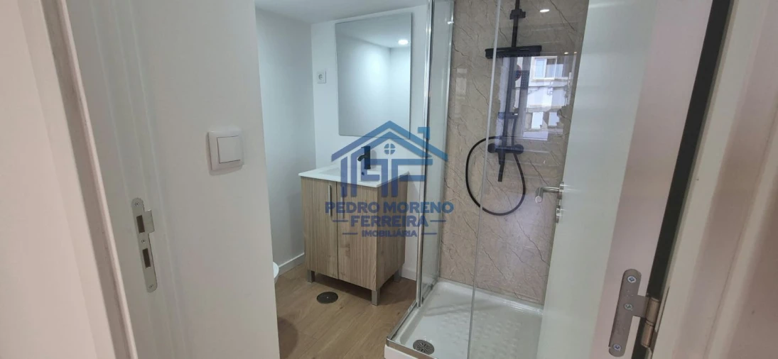Apartamento para Venda em Covilhã e Canhoso Foto 7
