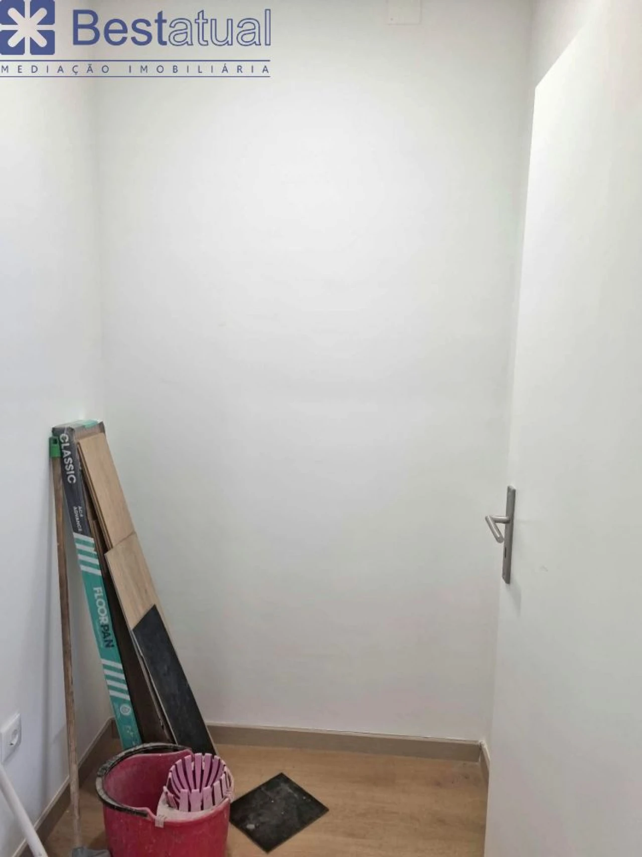 Apartamento T3 para Venda em Requião Foto 5