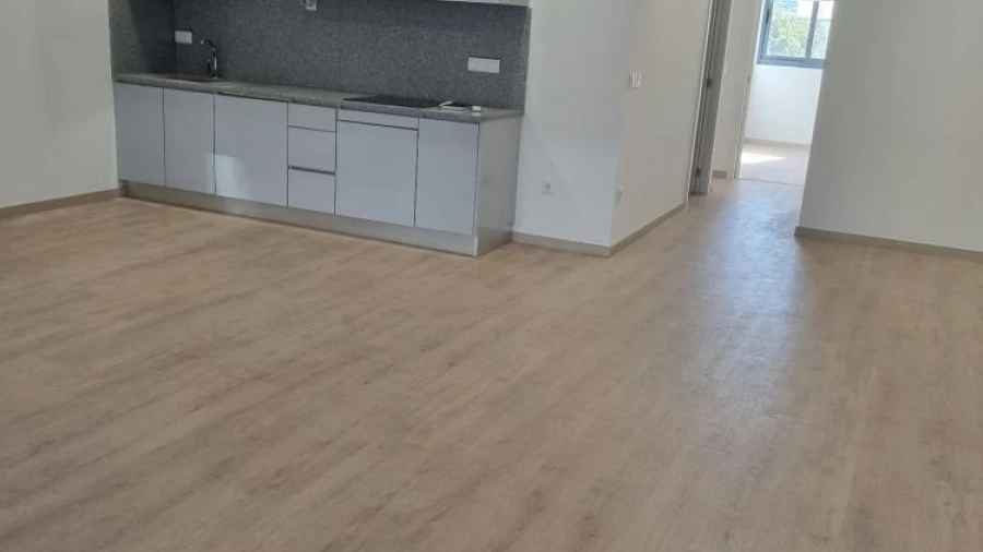 Apartamento T3 para Venda em Requião