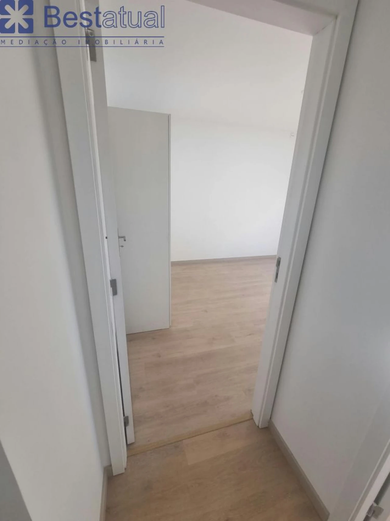 Apartamento T3 para Venda em Requião Foto 14