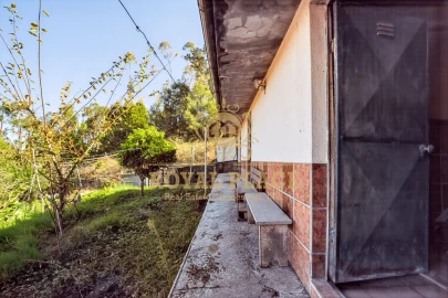 Moradia T3 para Venda em Caldas de São Jorge e Pigeiros