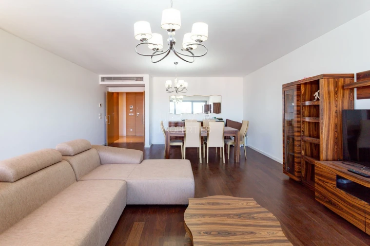 Apartamento T2 para Venda em Alvalade Foto 12
