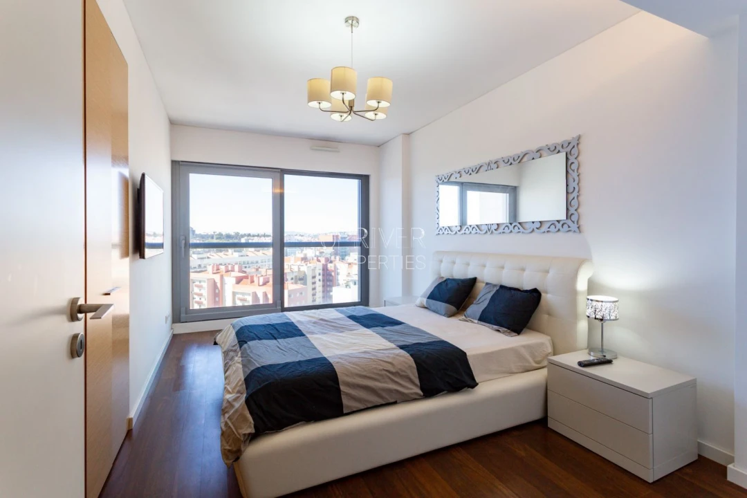 Apartamento T2 para Venda em Alvalade Foto 17