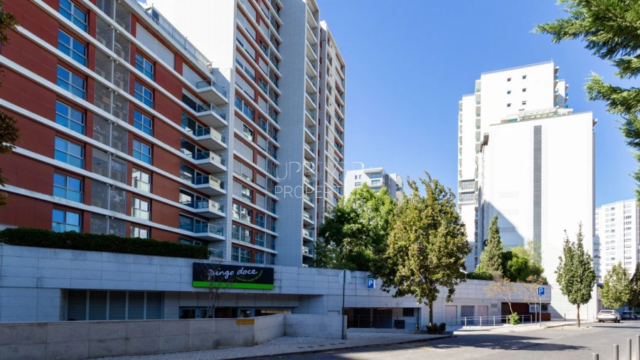 Apartamento T2 para Venda em Alvalade