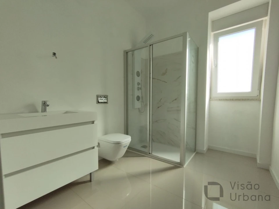 Apartamento T2 para Venda em Viseu Foto 10