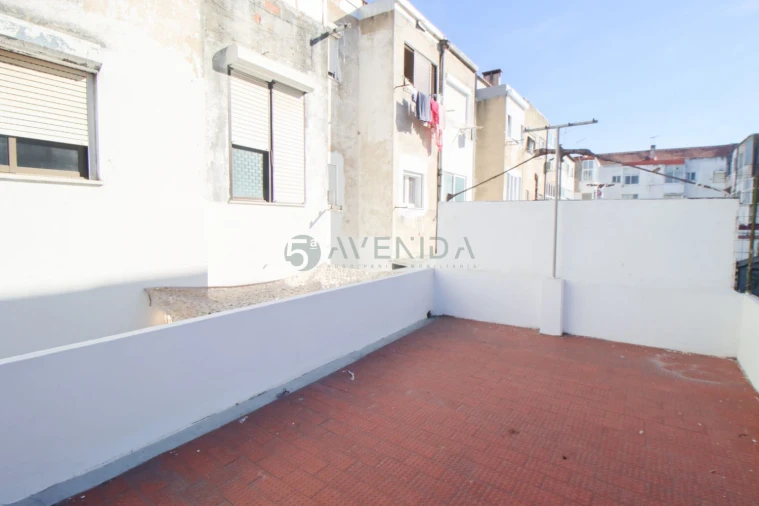 Apartamento T1 para Venda em Baixa da Banheira e Vale da Amoreira Foto 20