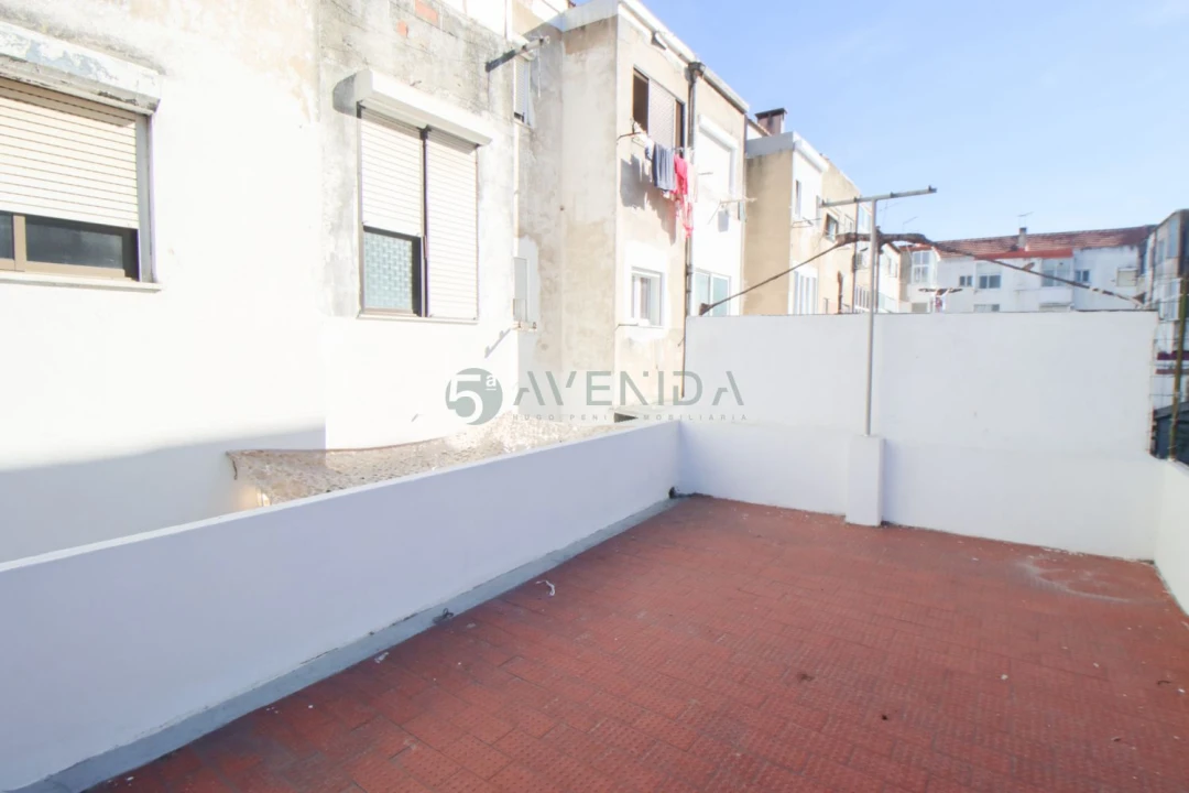 Apartamento T1 para Venda em Baixa da Banheira e Vale da Amoreira Foto 20