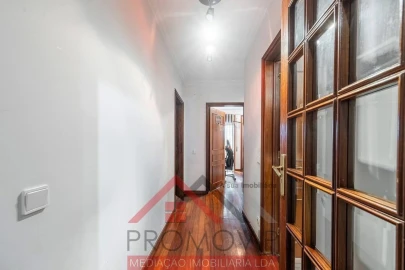 Apartamento T3 para Venda em Santo Tirso, Couto (Santa Cristina e São Miguel) e Burgães