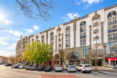 Apartamento T3 para Venda em Santo Tirso, Couto (Santa Cristina e São Miguel) e Burgães