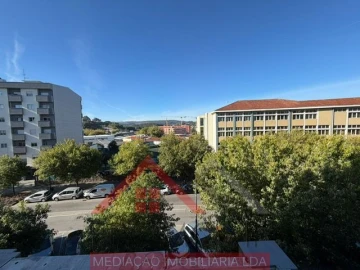 Apartamento T3 para Venda em Santo Tirso, Couto (Santa Cristina e São Miguel) e Burgães