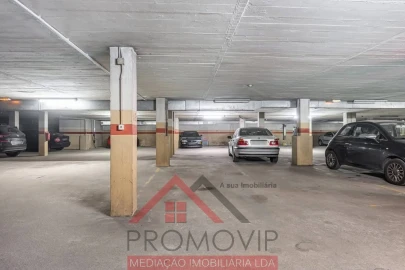 Apartamento T3 para Venda em Santo Tirso, Couto (Santa Cristina e São Miguel) e Burgães