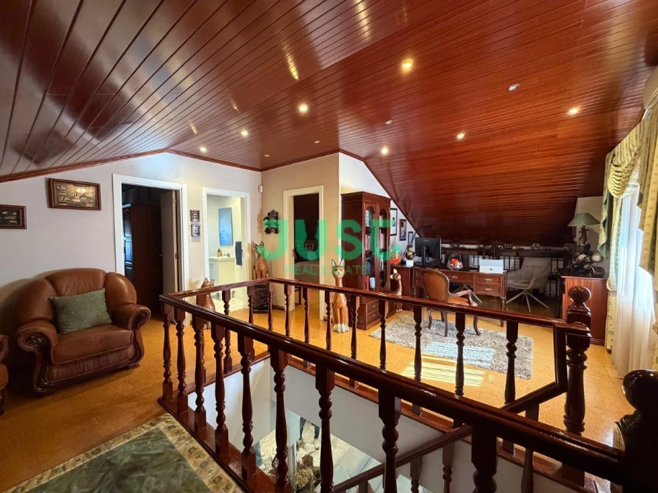 Moradia T4 para Venda em Quinta do Conde Foto 21
