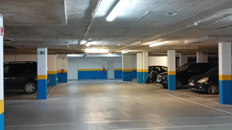 Garagem para Arrendamento em Marvila, Ribeira Santarém, São Salvador, São Nicolau
