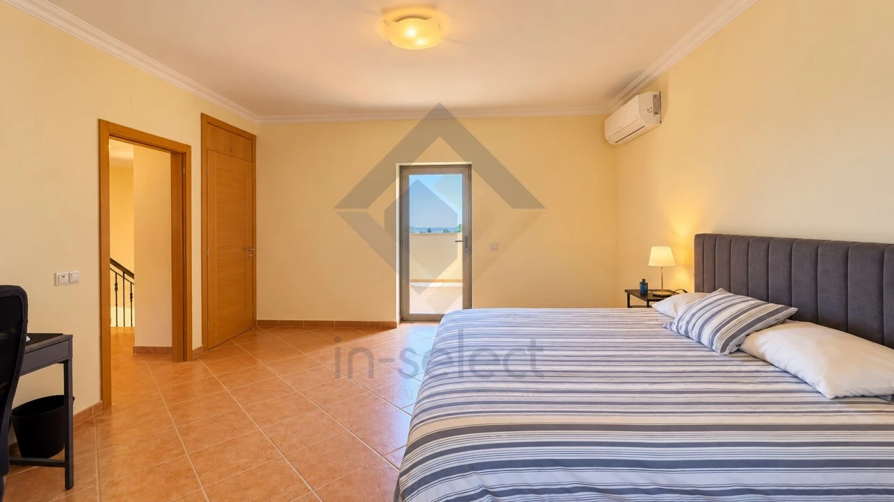 Moradia T6 para Venda em Loule (São Clemente) Foto 46