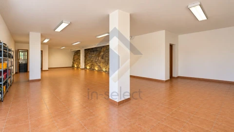 Moradia T6 para Venda em Loule (São Clemente)