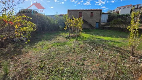 Moradia T3 para Venda em Castelãos e Vilar do Monte