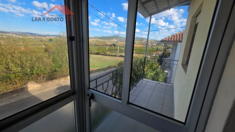 Moradia T3 para Venda em Castelãos e Vilar do Monte