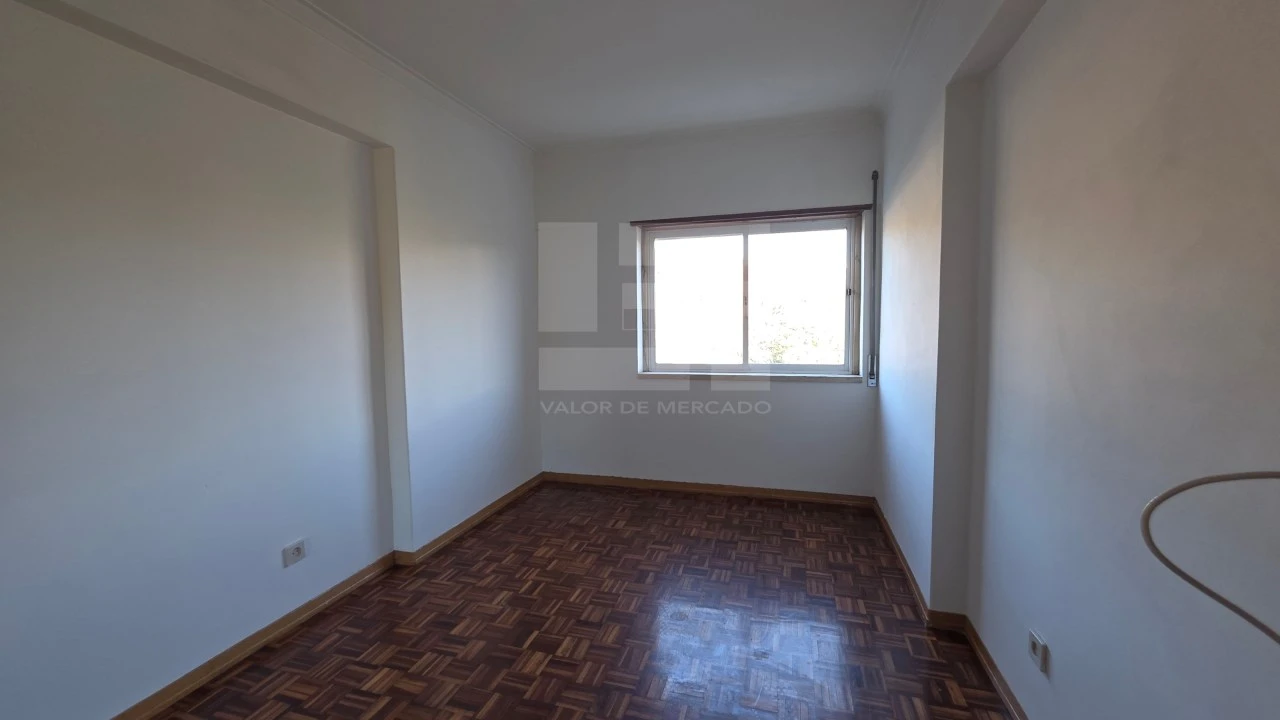 Apartamento T2 para Venda em Cacém e São Marcos Foto 15