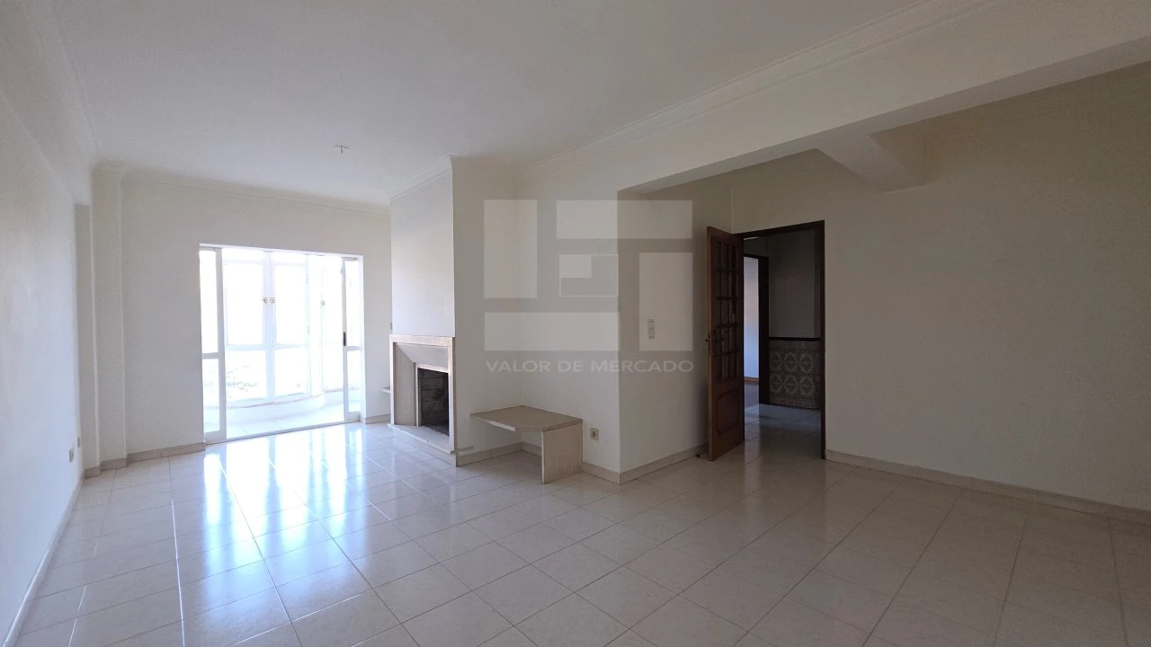 Apartamento T2 para Venda em Cacém e São Marcos Foto 20