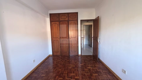 Apartamento T2 para Venda em Cacém e São Marcos